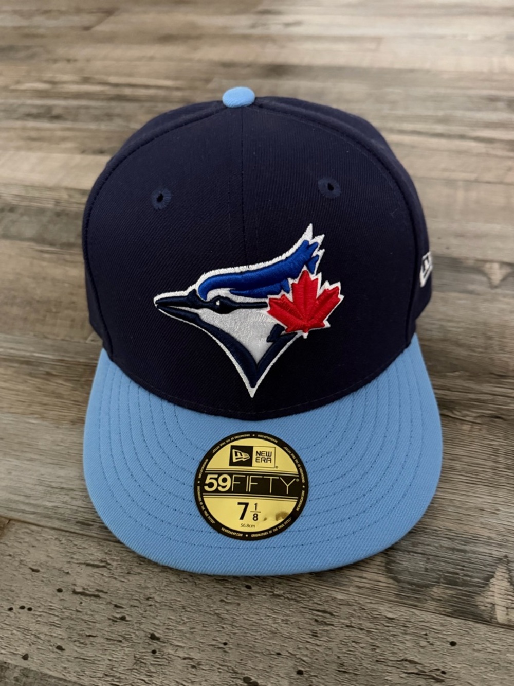 New Era 59fifty Toronto Blue Jays Navy and Light Blue Fitted Mens Cap Size 7 1/8